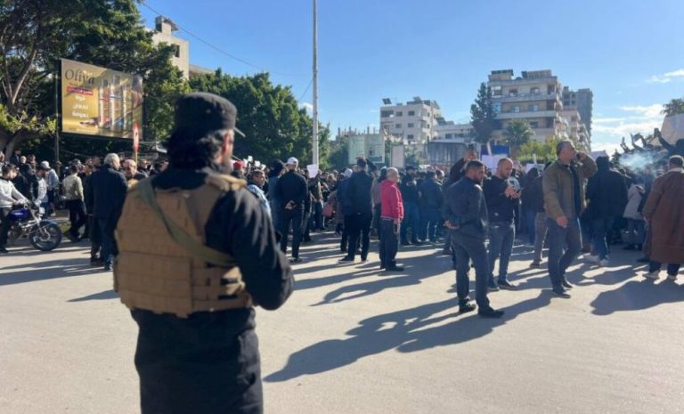 قتلى وجرحى في توترات أمنية متزامنة باللاذقية وطرطوس