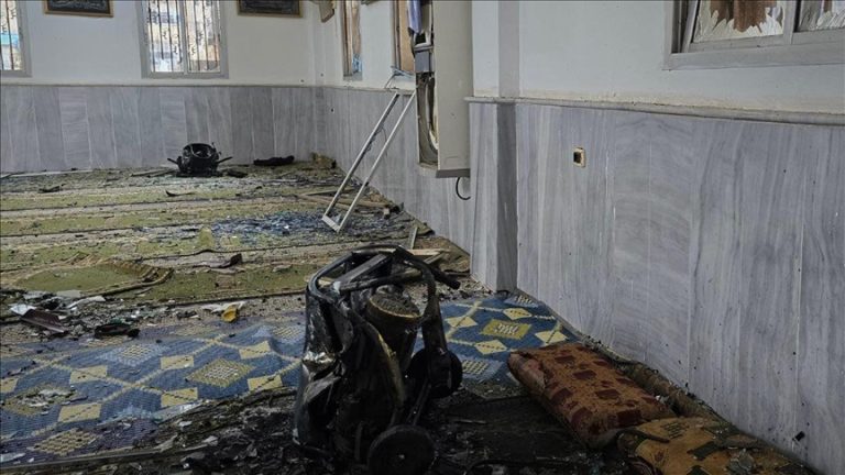 سوريا تدين تفجير مسجد في حمص: 8 قتلى و18 مصابًا في حصيلة غير نهائية