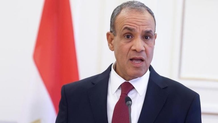 مصر تؤكد رفضها فصل غزة عن الضفة الغربية وتحذّر من تقويض حل الدولتين