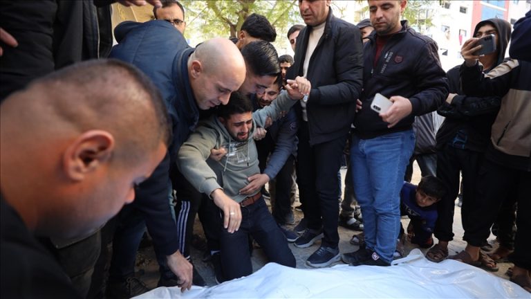 صحة غزة: ارتفاع حصيلة ضحايا الإبادة الإسرائيلية إلى 70,925 شهيدًا