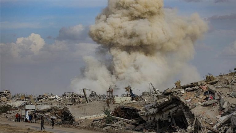 غارات وقصف مدفعي إسرائيلي على مناطق متفرقة من قطاع غزة في خروقات جديدة لوقف إطلاق النار