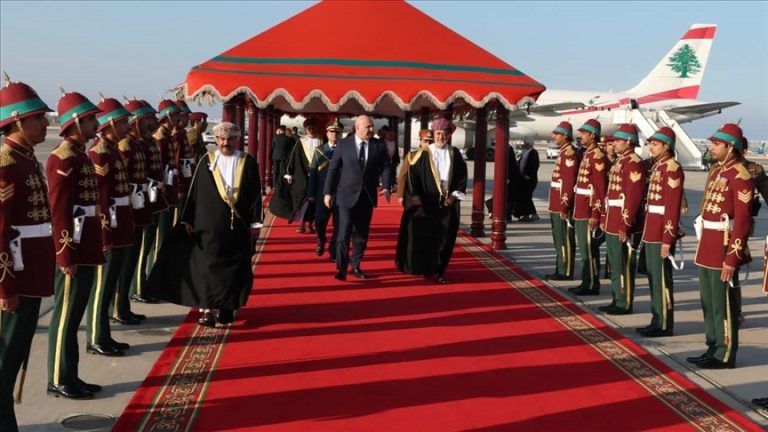 لبنان يسعى لفتح آفاق جديدة للشراكة مع سلطنة عمان خلال زيارة رسمية إلى مسقط