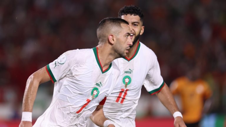 منتخب المغرب يتجاوز عقبة نظيره الزامبي بثلاثية نظيفة ويبلغ ثمن النهائي