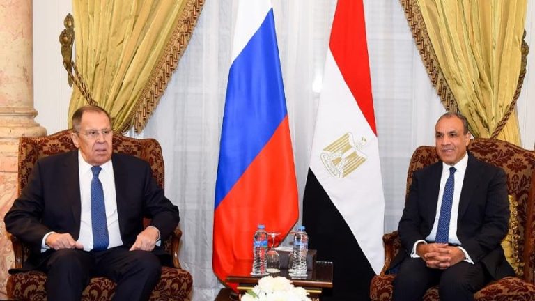 مصر وروسيا تؤكدان ضرورة تنفيذ واستدامة وقف إطلاق النار في غزة رغم الخروقات الإسرائيلية