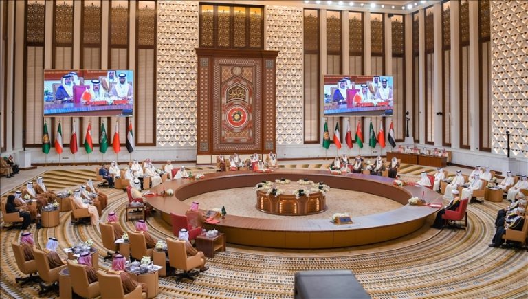 القمة الخليجية الـ46 تؤكد رفض المساس بأمن دول المجلس وتدعم الجهود الدولية لوقف إطلاق النار في غزة
