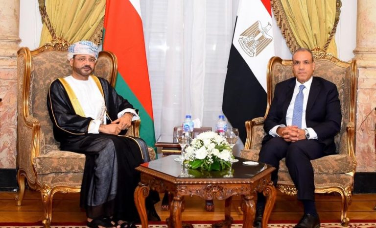 عُمان ومصر تبحثان التطورات في اليمن وقطاع غزة