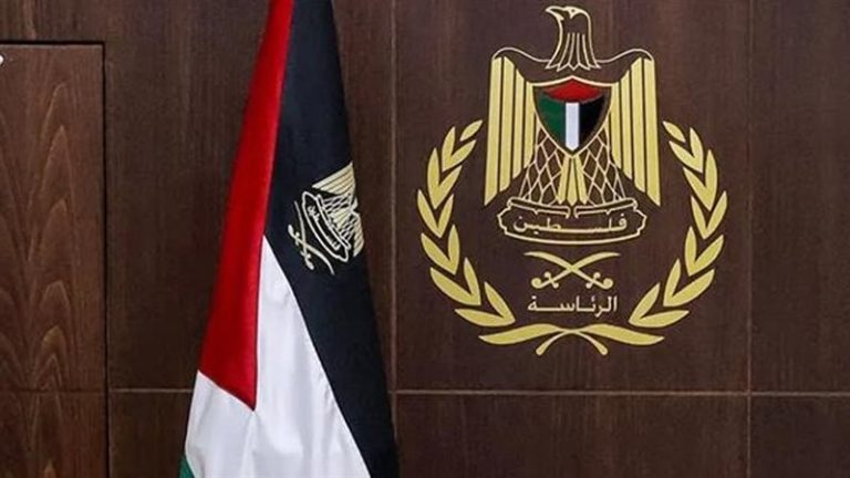 الرئاسة الفلسطينية تثمن جهود مصر وقطر وتركيا وتدعم الانتقال إلى المرحلة الثانية في غزة