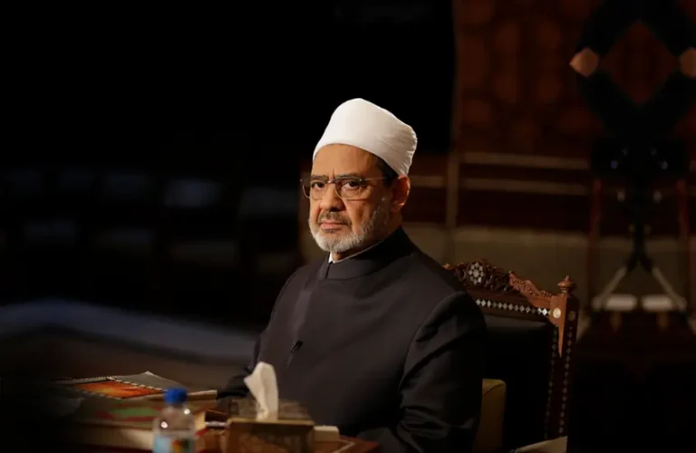 شيخ الأزهر: تهنئة المسيحيين في مصر بالأعياد من علامات البر والإنصاف