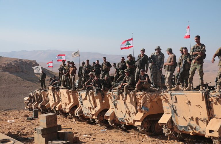 صحيفة عبرية تكشف عن دعم مصري للجيش اللبناني