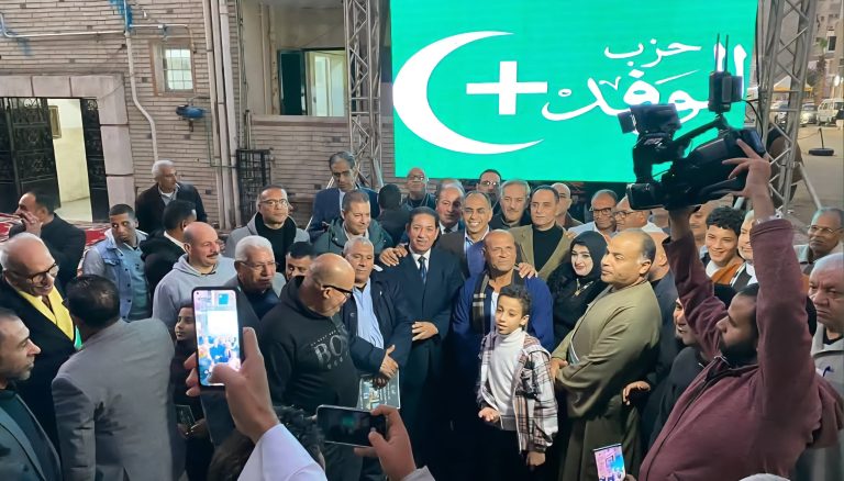 سقوط ورقة التوت في “البحيرة”.. مسرحية “الأسماء الوهمية” وحشد “الأطفال” تفضح إفلاس حملة سري الدين