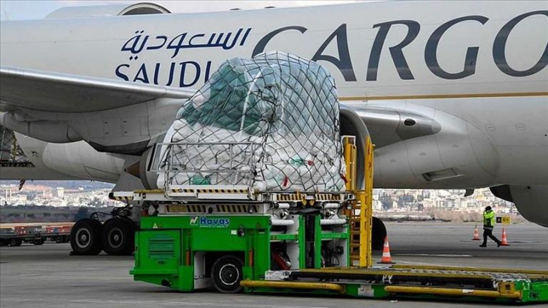 السعودية تطلق جسرًا جويًا إغاثيًا إلى أرخبيل سقطرى جنوب شرقي اليمن