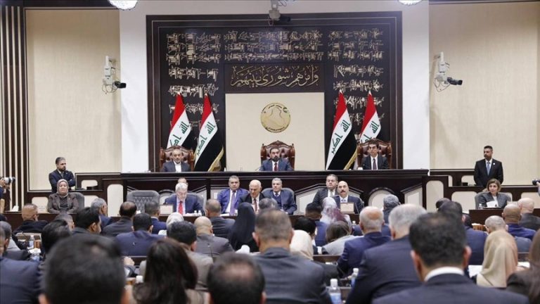 البرلمان العراقي يؤجل انتخاب رئيس الجمهورية لإتاحة التوافق بين الحزبين الكرديين