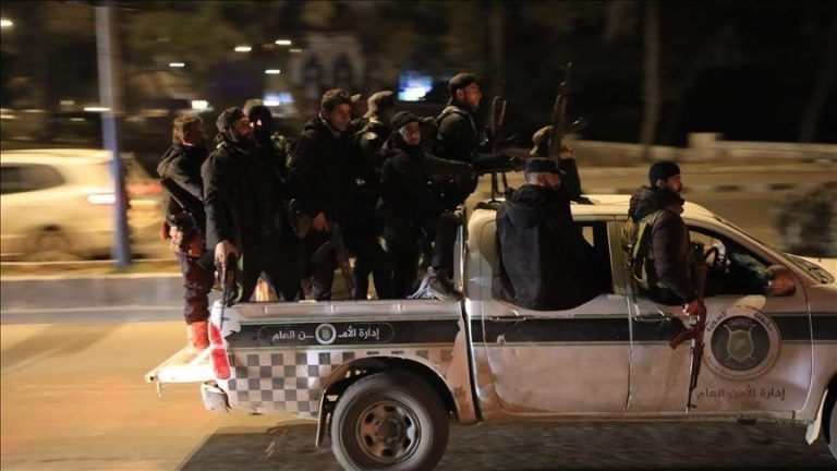 الداخلية السورية تفتح تحقيقًا في تقارير عن مجازر بالحسكة بعد اتفاق وقف النار مع «قسد»