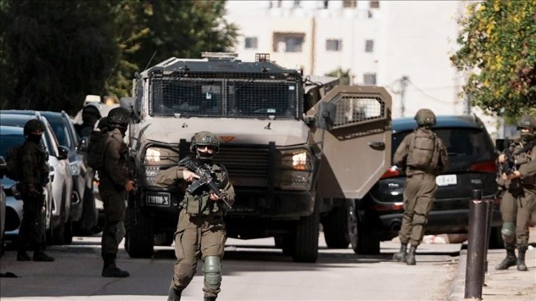 الجيش الإسرائيلي يقتحم بلدات وأحياء بالضفة الغربية دون تسجيل اعتقالات