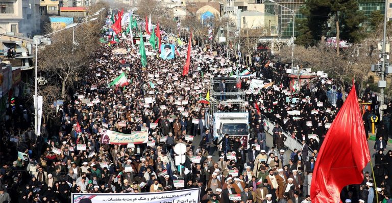 رويترز: انقطاع تام لخدمات الإنترنت فى إيران