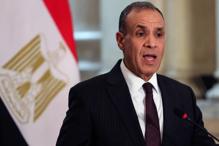 مصر ترحب بتشكيل قوة استقرار دولية في غزة وتنفيذ “خطة ترامب”