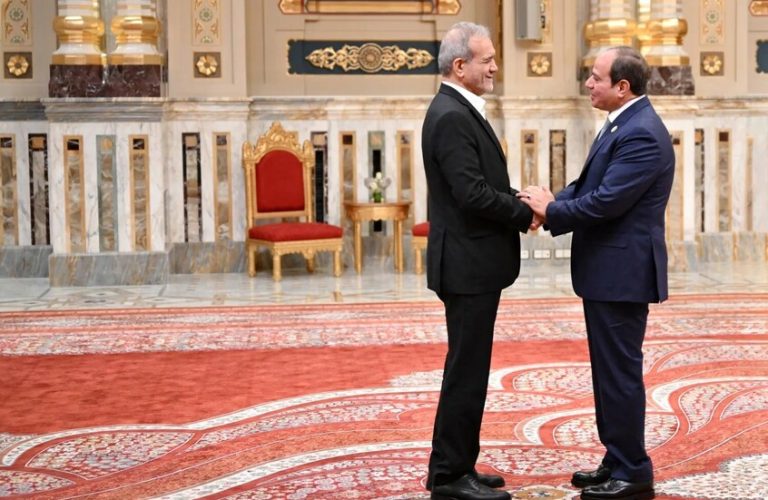 ترقب حذر في إسرائيل إزاء تعزيز التعاون بين مصر وإيران