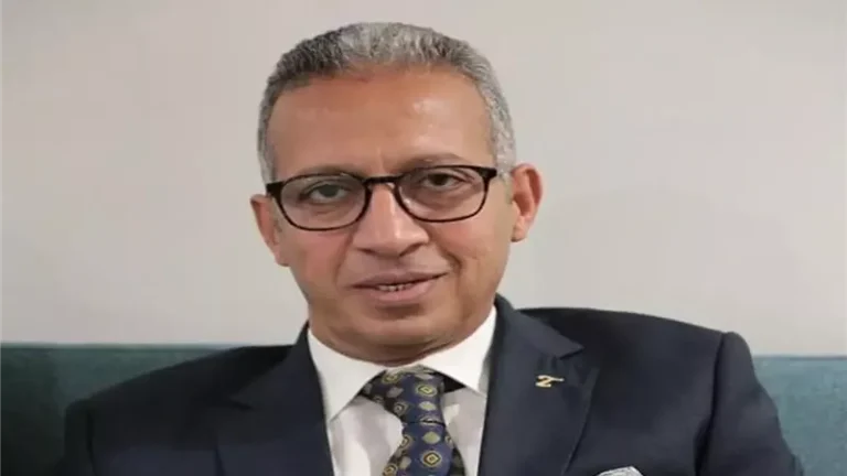 طارق العوضي يطالب ببيان رسمي لكشف حقيقة هدم كنيسة العذراء والبابا كيرلس بمدينة 15 مايو