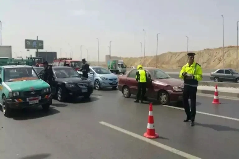 استعدادات مرورية مكثفة حول مساجد الأزهر والحسين والسيدة نفيسة في رمضان