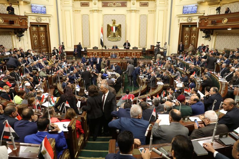 7 مقترحات اقتصادية على طاولة نائب رئيس الوزراء لتحقيق النمو وتخفيف الأعباء