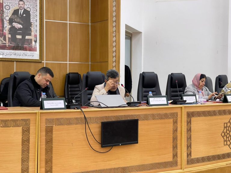 اتهامات الفساد تلاحق عمدة فاس في ملف توزيع الدعم المالي للجمعيات