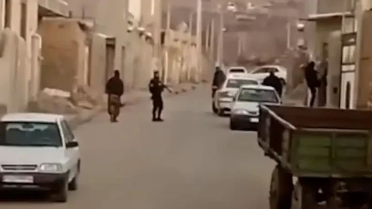 عمليات دهم واسعة ومحاصرة قرية جنار في أسد آباد بهمدان وسط اعتقالات طالت المئات