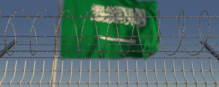 قيد لا ينكسر.. تقرير حقوقي دولي يفجر مفاجآت عن انتهاكات جسيمة بقلب السعودية