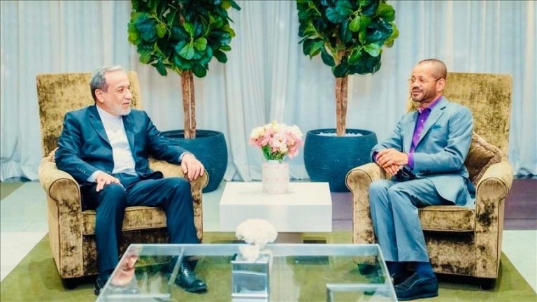مباحثات عمانية . إيرانية في جنيف قبيل انطلاق الجولة الثالثة من المحادثات النووية مع واشنطن