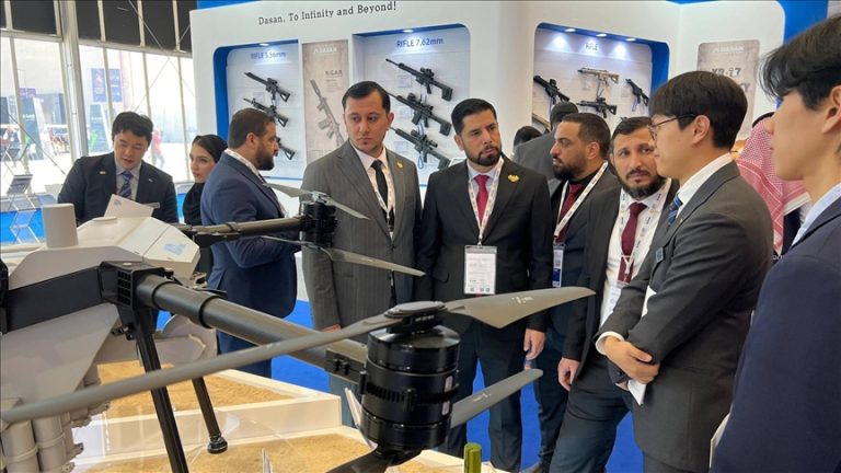 وزارة الداخلية السورية تشارك في معرض الدفاع العالمي 2026 بالرياض