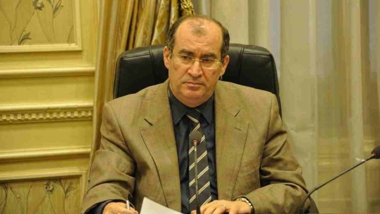 جمال حشمت يكتب: بين فضائح النخب وصراع السرديات.. قراءة أخلاقية وسياسية في زمن انكشاف المعايير