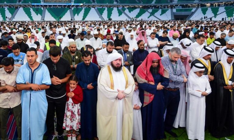 إجراءات احترازية في العيد بدول الخليج بسبب القصف الإيراني