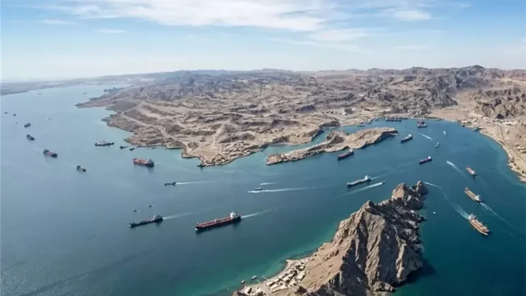أكثر من 20 دولة تبدي رغبتها في المساهمة بالجهود لتأمين مضيق هرمز