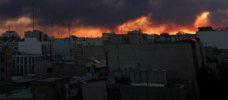 الدبلوماسية المصرية تنجح في تثبيت تحذيرات السفر وتطمئن السياحة رغم تصعيد المنطقة