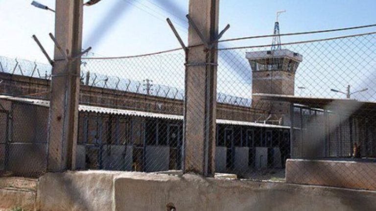 تداعيات الأزمة الغذائية الحادة واقتحام الوحدات الأمنية المكلفة بحماية سجن تشابهار في بلوشستان