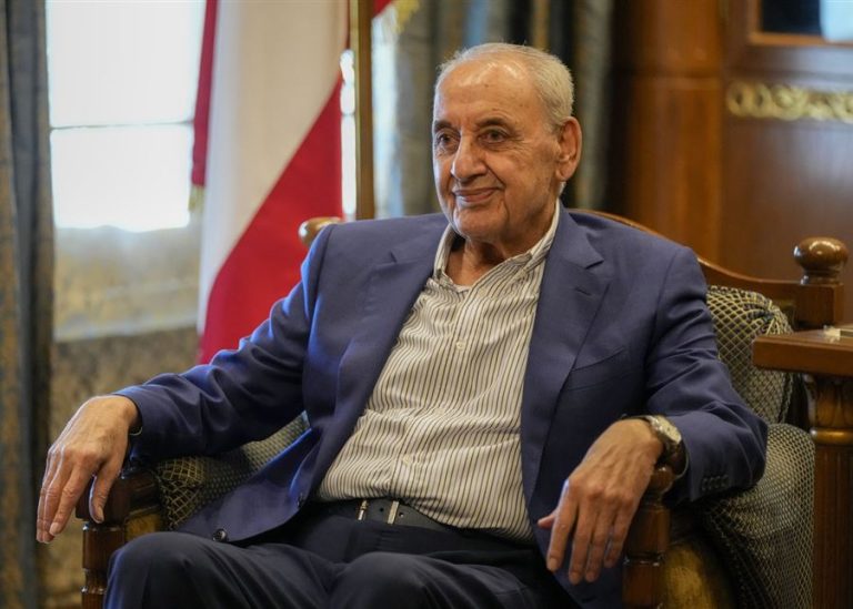 نبيه بري: استهداف المسعفين والإعلاميين وجنود الجيش جريمة حرب