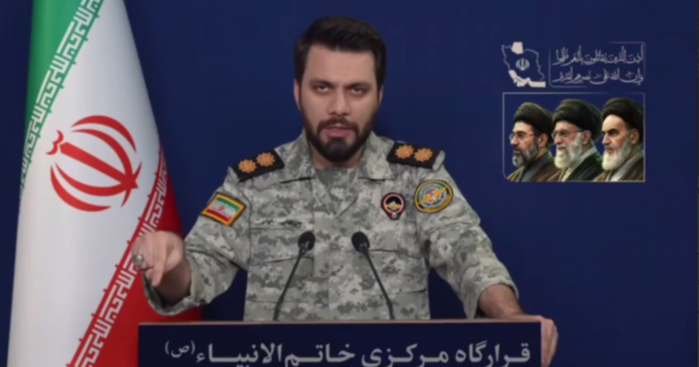 إيران تهدد باستهداف موانئ الشحن في الإمارات