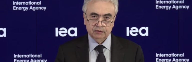 خطة الوكالة الدولية للطاقة لمواجهة اضطرابات سلاسل توريد النفط الخام العالمية