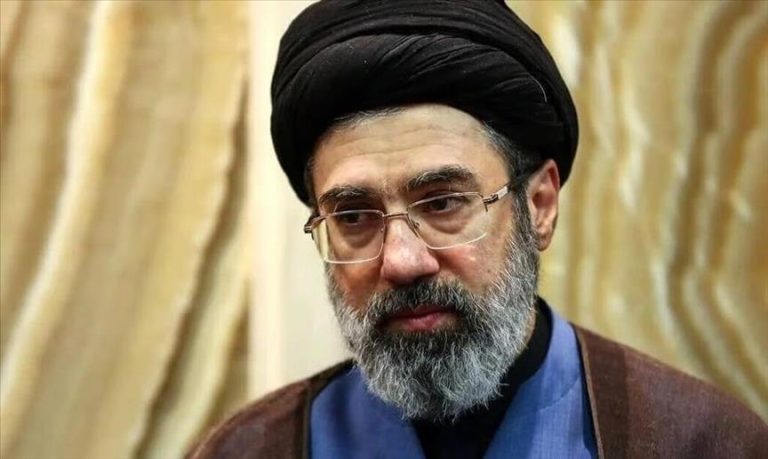 مجلس خبراء القيادة في إيران يعلن اختيار مجتبى خامنئي مرشدًا جديدًا خلفًا لوالده بعد مقتله في غارة أمريكية إسرائيلية