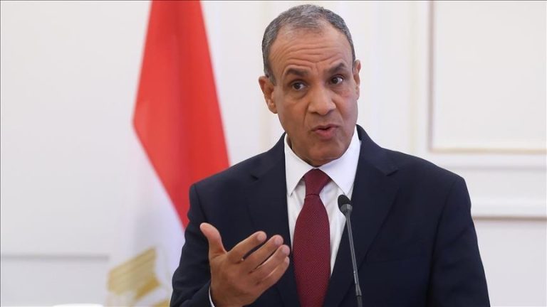 مصر تبحث مع الكويت والبحرين تداعيات التصعيد العسكري في المنطقة