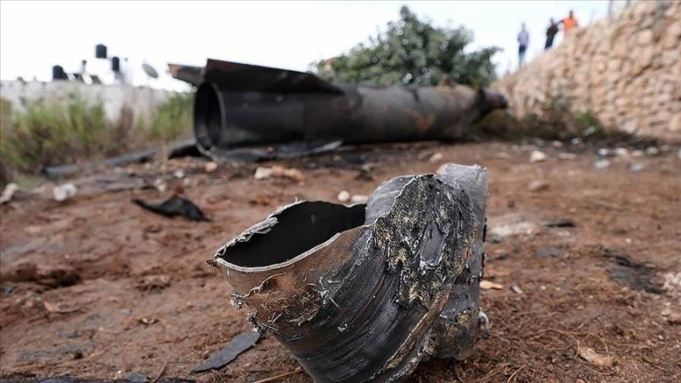 الدفاع المدني الفلسطيني: 70 حالة سقوط لشظايا صواريخ في الضفة الغربية منذ بدء الحرب على إيران