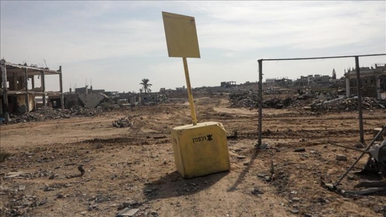 الجيش الإسرائيلي يعلن قتل 4 فلسطينيين شمال غزة بدعوى عبور “الخط الأصفر”