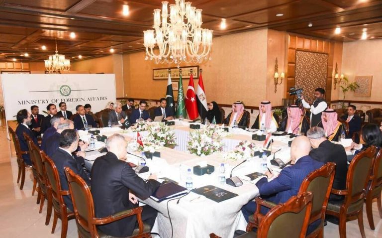 مصر تشارك في اجتماع رباعي بإسلام آباد لبحث خفض التصعيد بالمنطقة