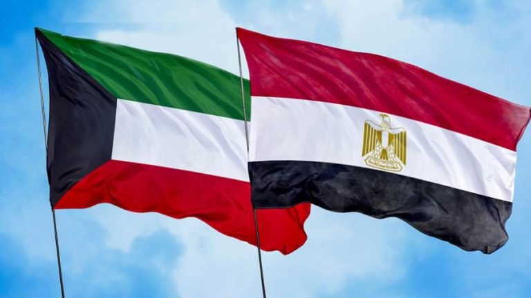 الكويت تبحث مع مصر تعزيز الأمن والاستقرار الإقليمي