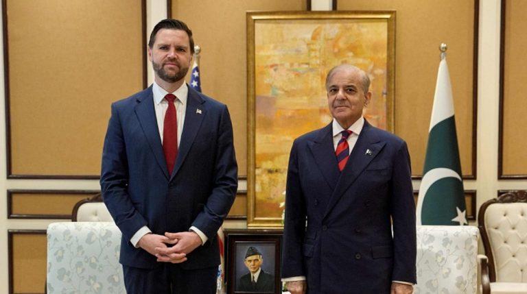 باكستان تعرض استضافة جولة جديدة من المفاوضات الأمريكية الإيرانية في إسلام آباد قبل انتهاء الهدنة