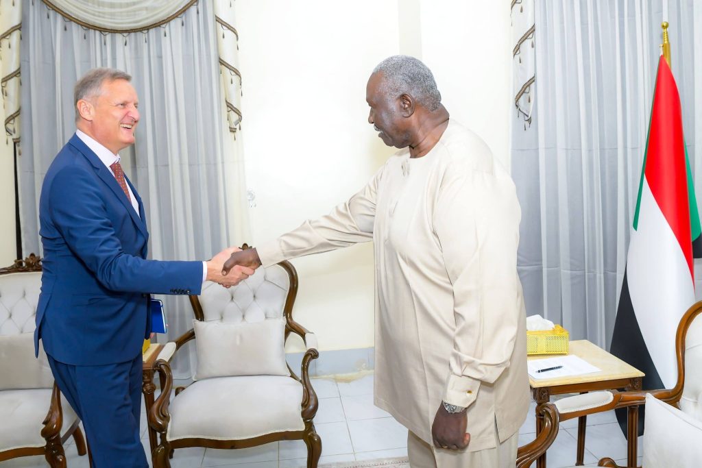 تصعيد سوداني يرفض برلين ويطالب بحل وطني خالص ويؤكد استمرار الإغاثة