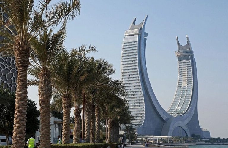 قطر تنفي مسؤولية دول الخليج بدفع واشنطن الاستمرار في ضرب إيران