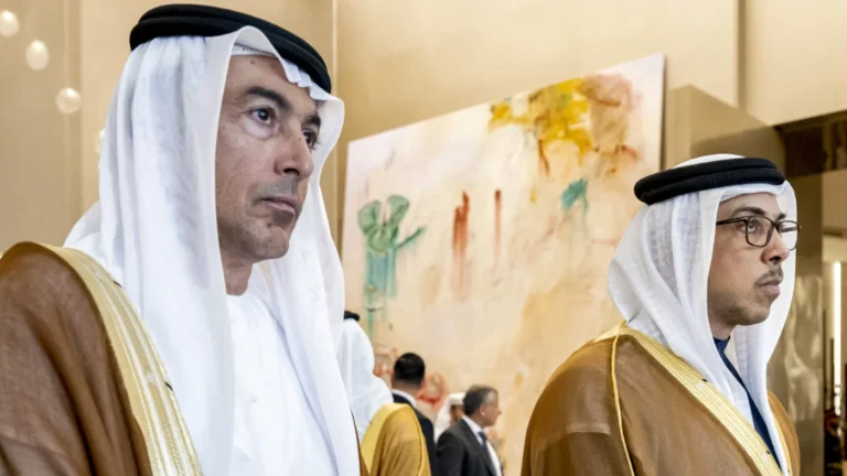 ميدل إيست آي : الحرب على إيران تضغط على الخليج.. واشنطن تلوّح بدعم مالي للإمارات وسط مخاوف اقتصادية متصاعدة