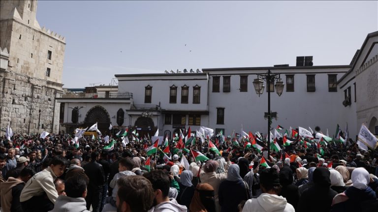 تصعيد الغضب الشعبي ضد تشريعات الكنيست الجائرة بشأن إعدام الأسرى الفلسطينيين في دمشق