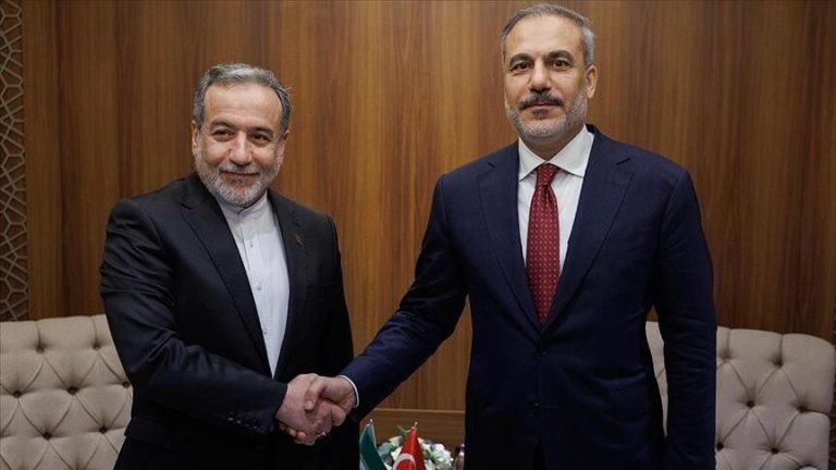 اتصال تركي إيراني يبحث تطورات مفاوضات طهران وواشنطن وسط ترقب جولة جديدة