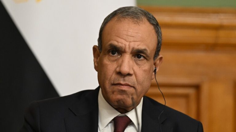 مصر تكثف تحركاتها الدبلوماسية لدعم مفاوضات واشنطن وطهران وتجنب التصعيد العسكري